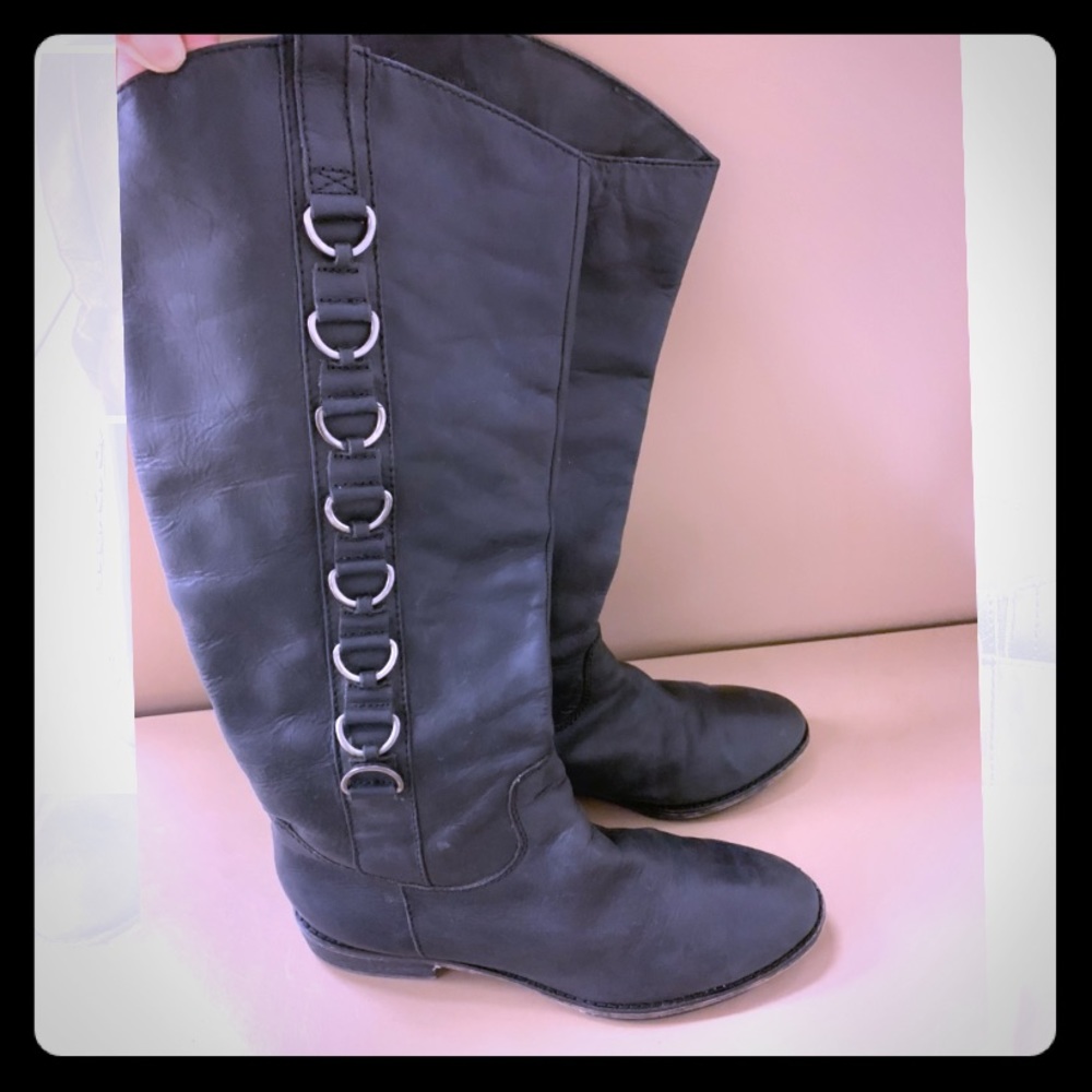Nine West silver ring embellished boots!